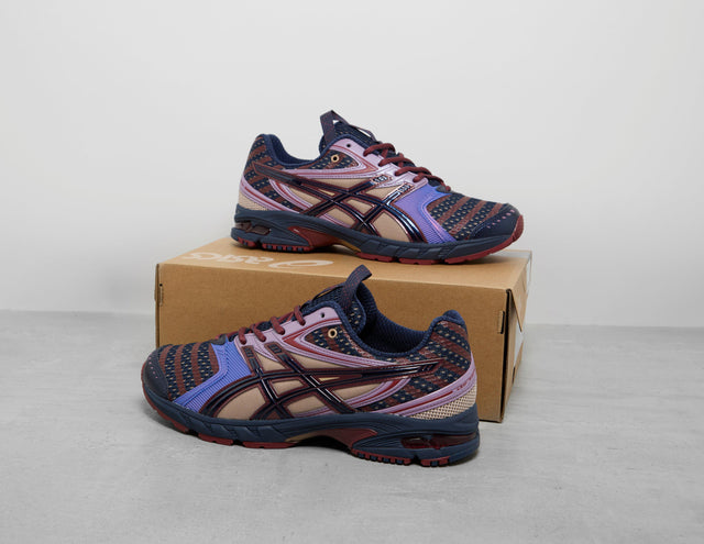UB9-S GEL-DS TRAINER 14