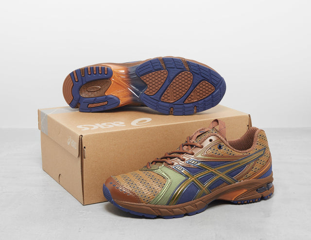 UB9 GEL DS TR 14 BWN/BLU