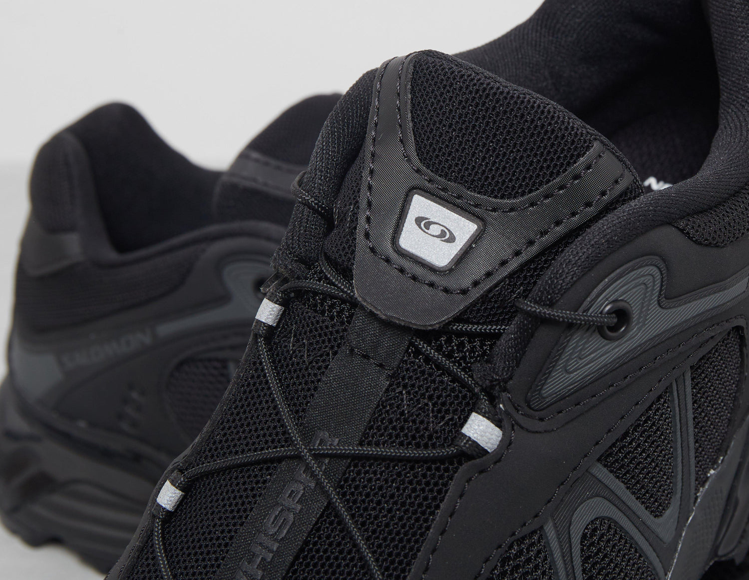 XT-WHISP BLK/BLK/BLK