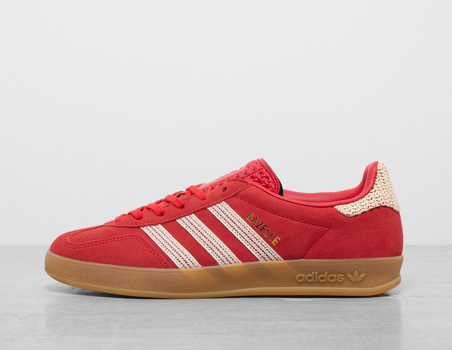 GAZELLE INDR SCARLET/WHT