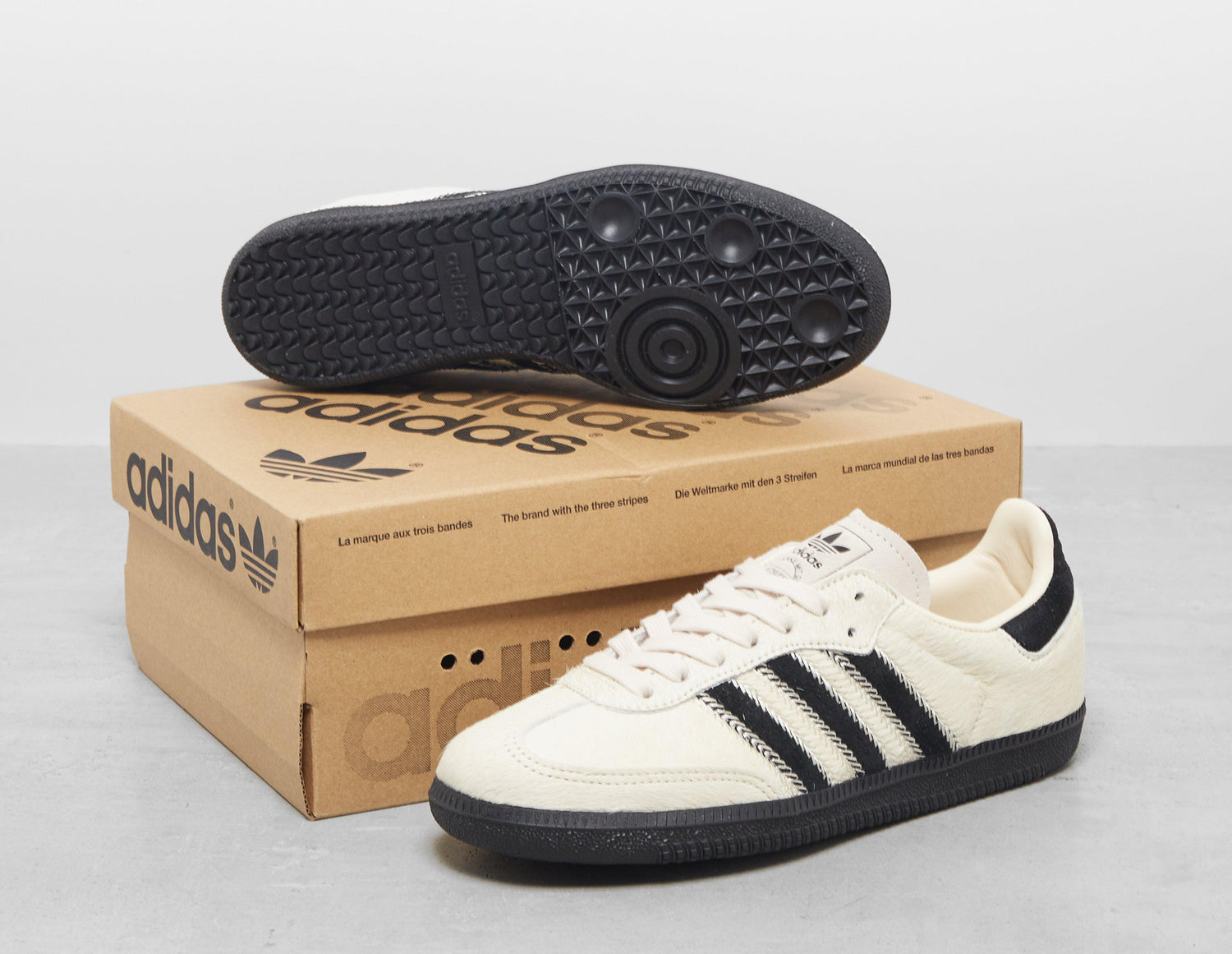 SAMBA PONY WHT/BLK-GUM