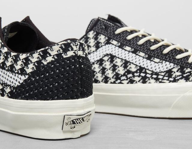 !OLD SKOOL EK BLK/WHT