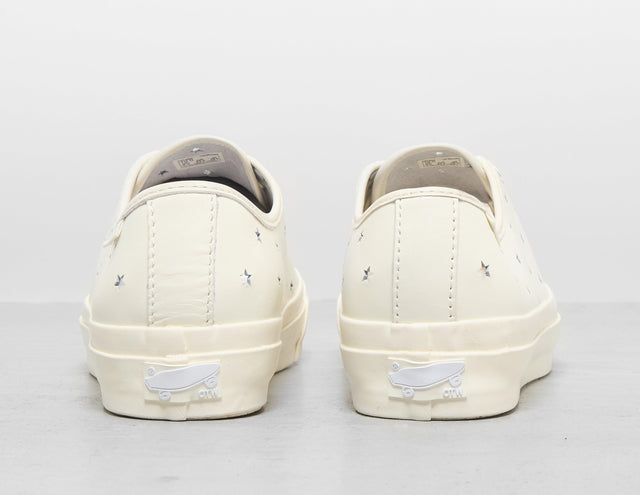 !AUTHENTIC VIB WHT/WHT/WH