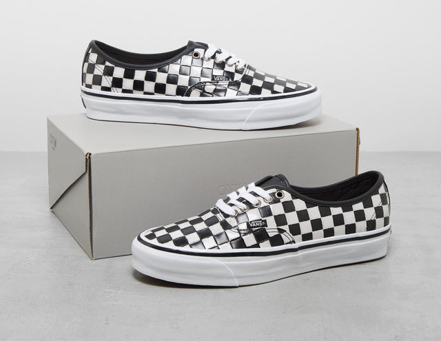 !AUTHENTIC VIB BWL/WHT/BL