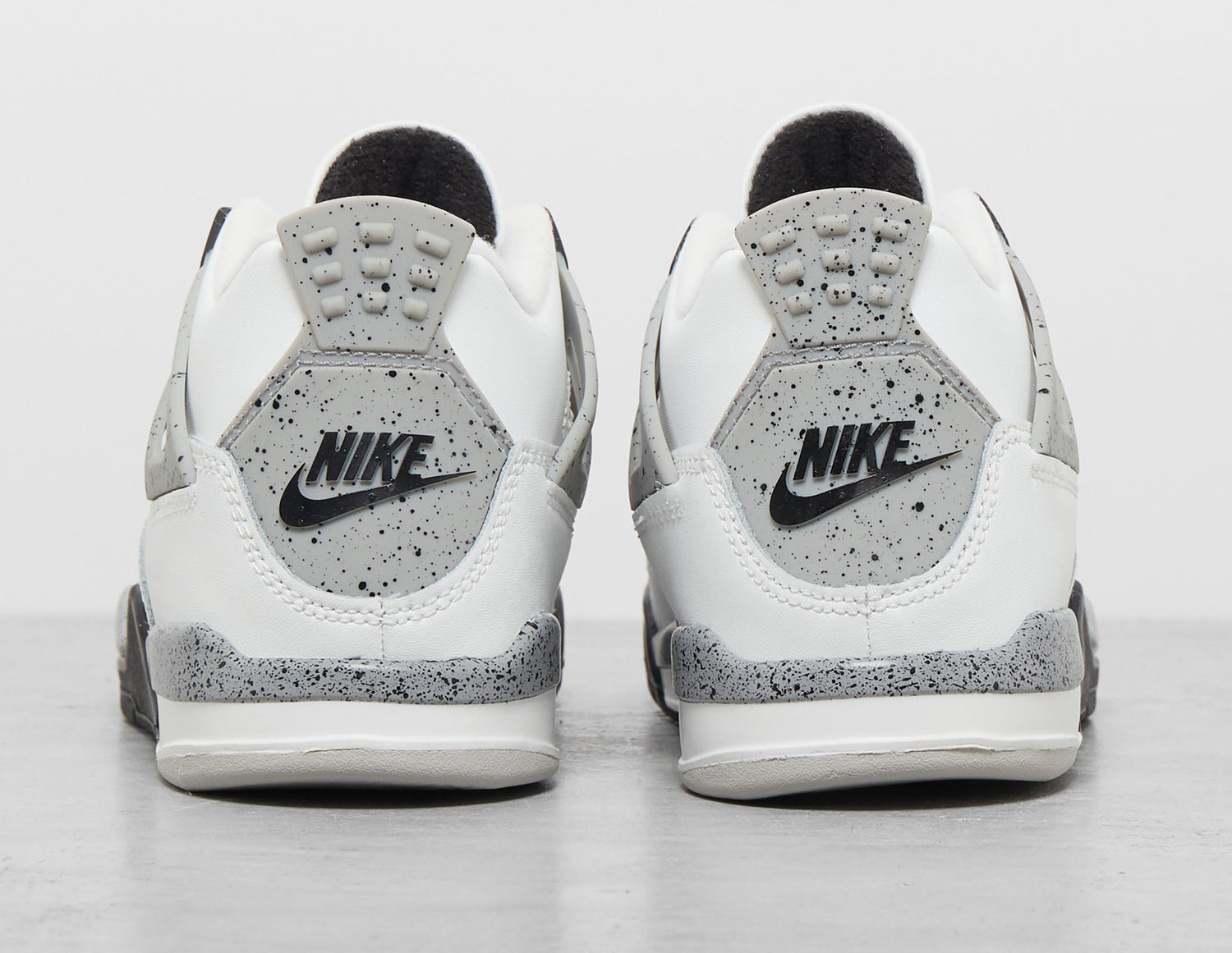 AJ4 RETRO S'WHT/F'RED/GRY