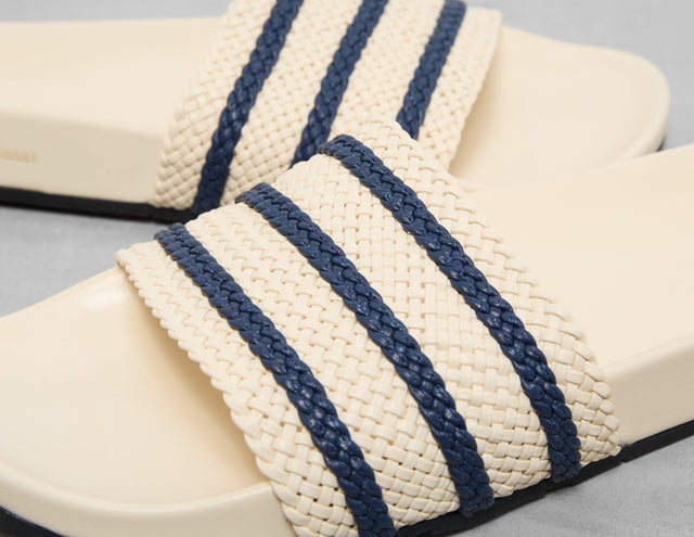 !ADILETTE WB CRM/CRM