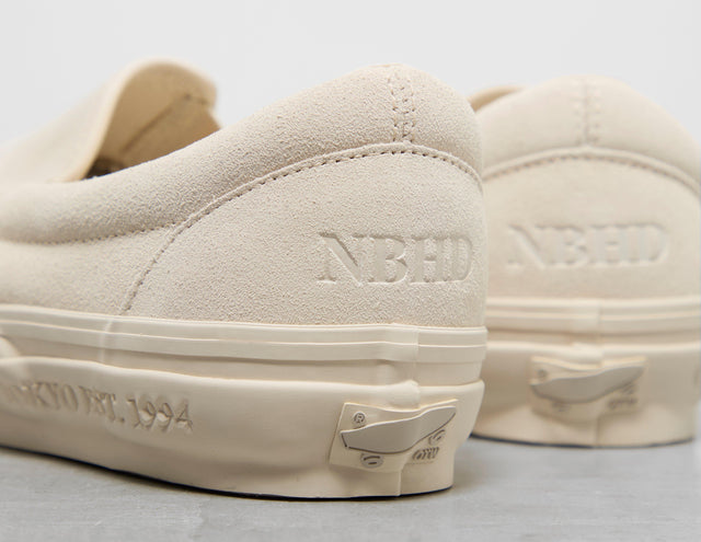 !SLIP ON NEIGH WHT/WHT