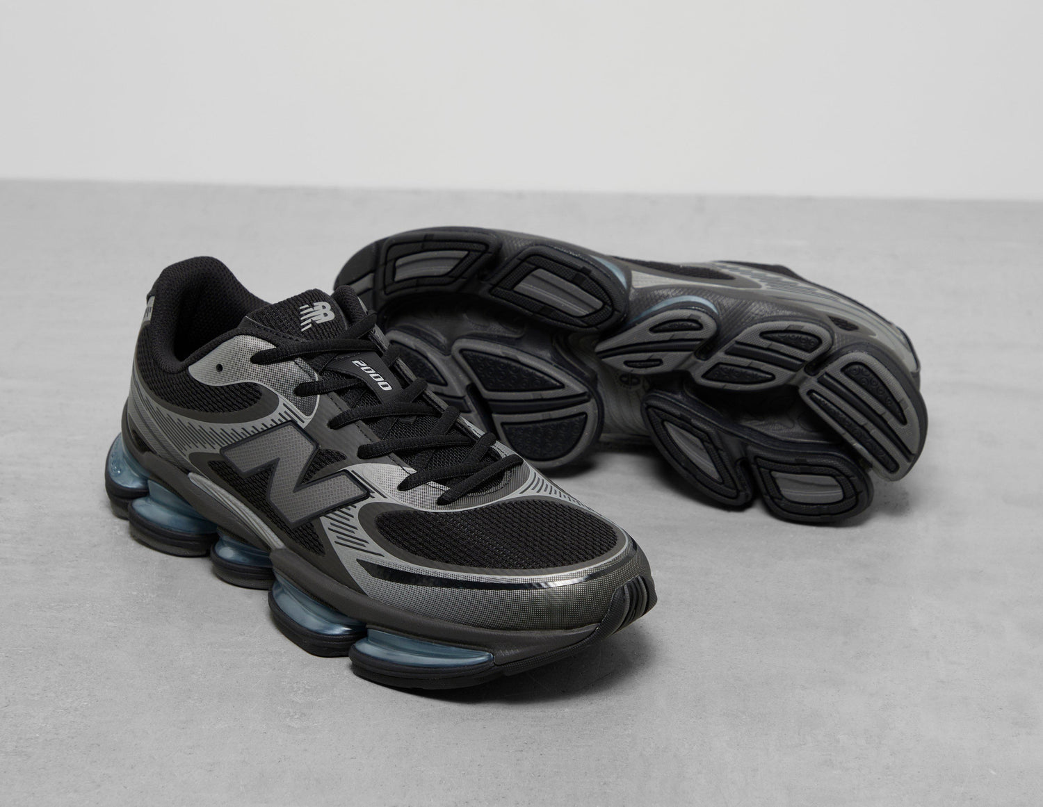 !2000 AD BLK/GRY/BLK'