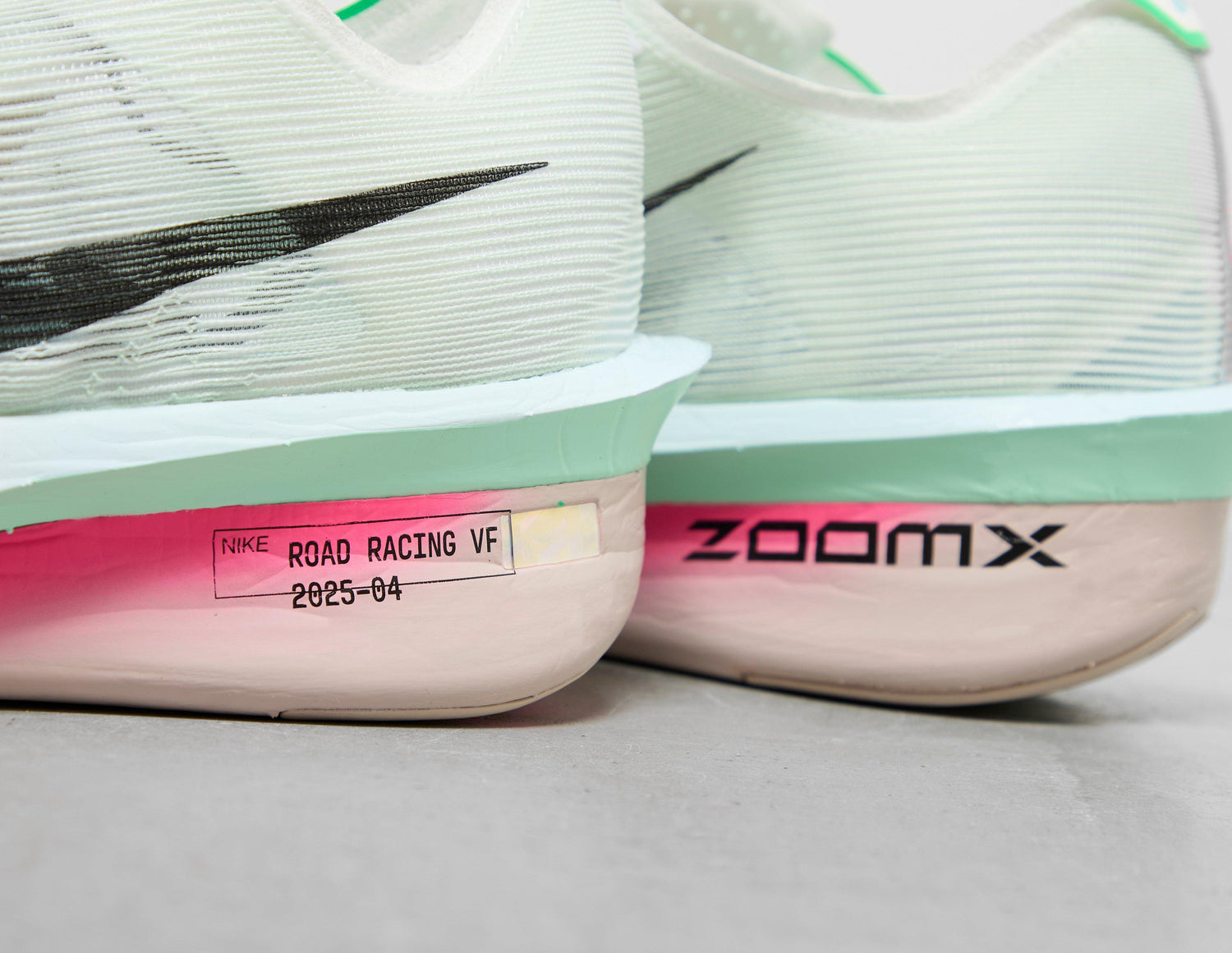 !VAPORFLY N%4 SYD BLU/PNK