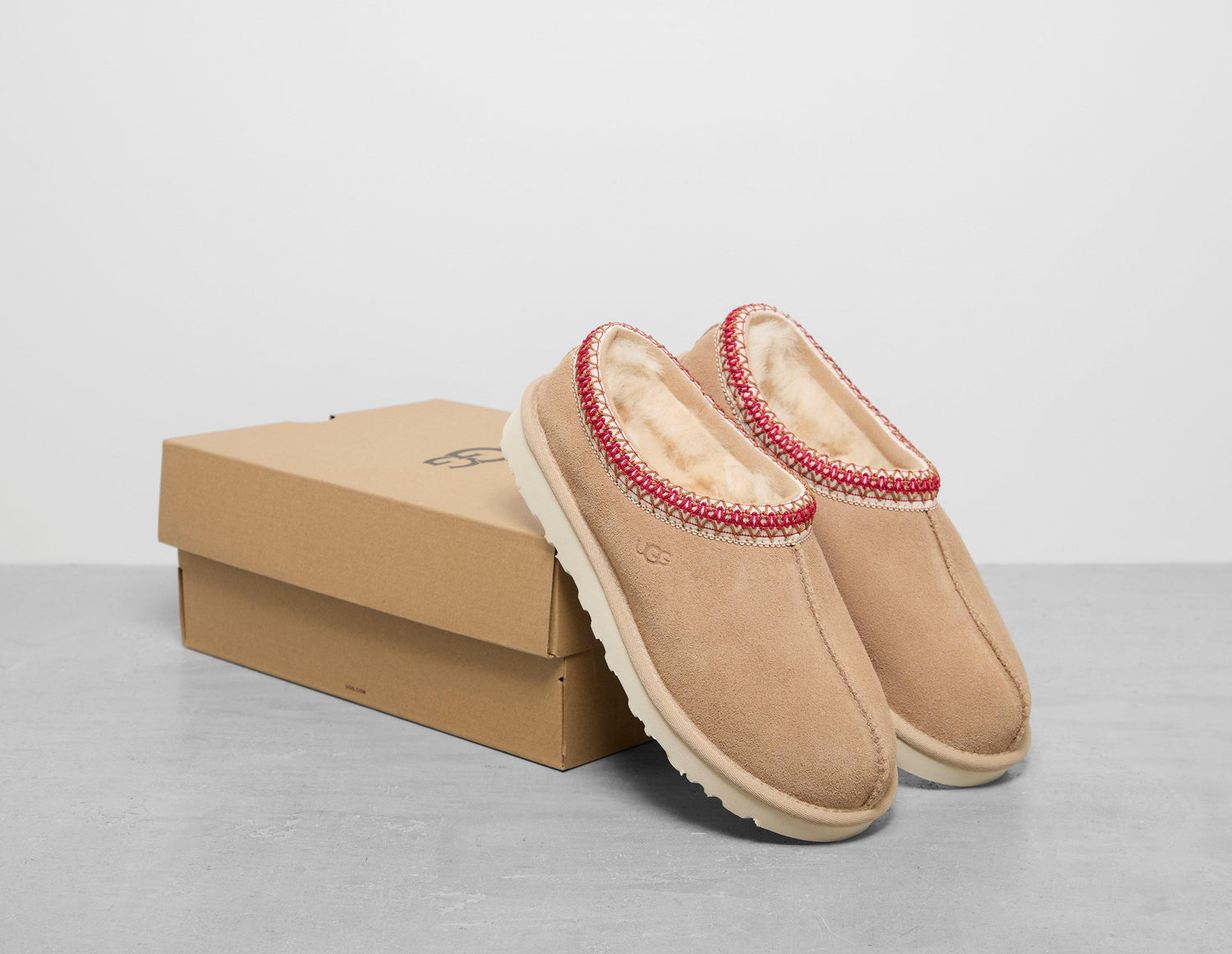 TASMAN II SAND