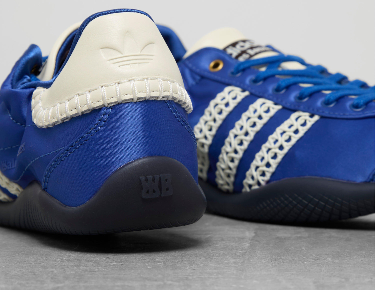 !KARINTHA SAT WB BLU/WHT