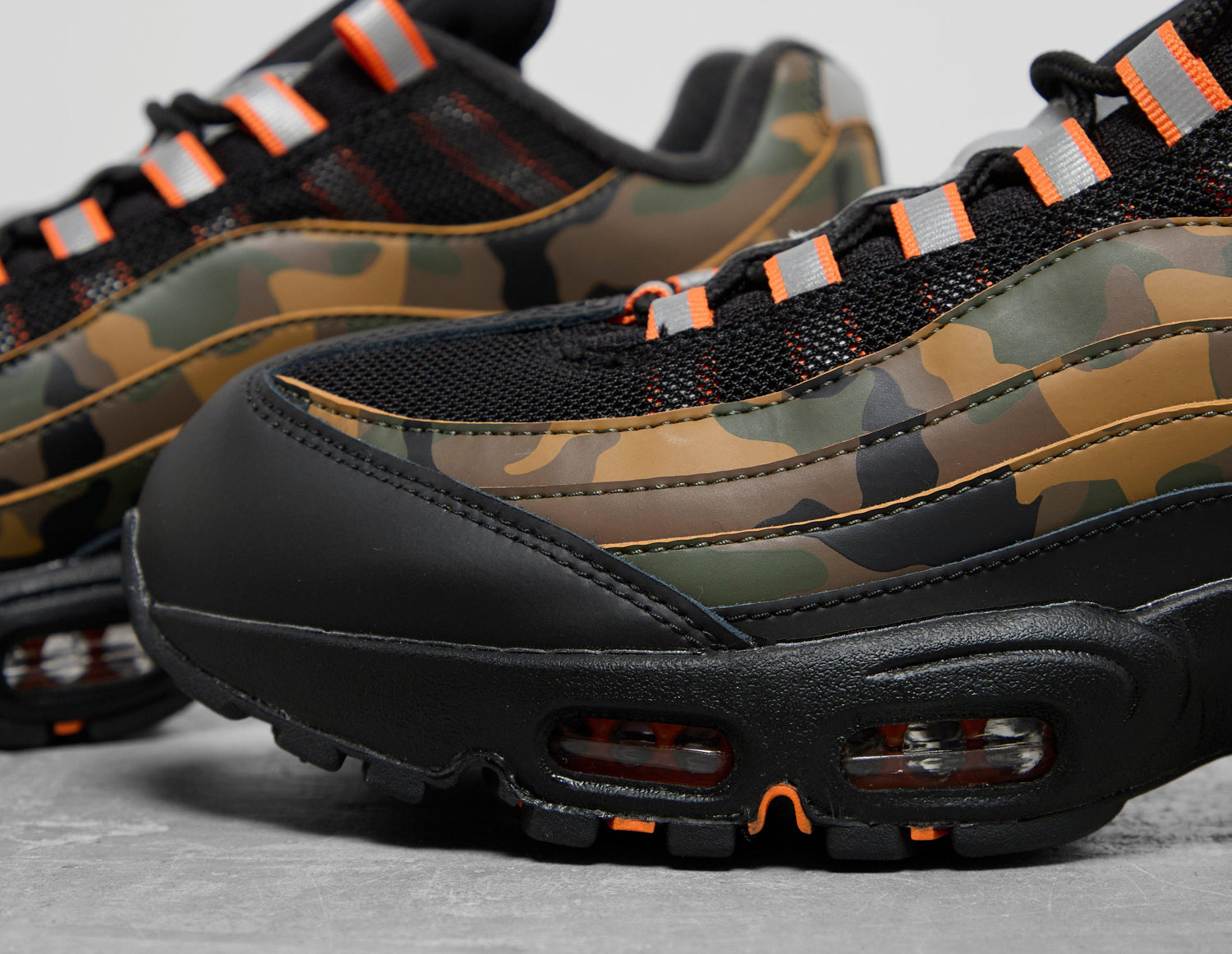 MAX 95 BB QS BLK/ORG/CAMO