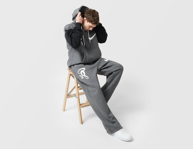 x Syna Solo Swoosh Fleece Joggers