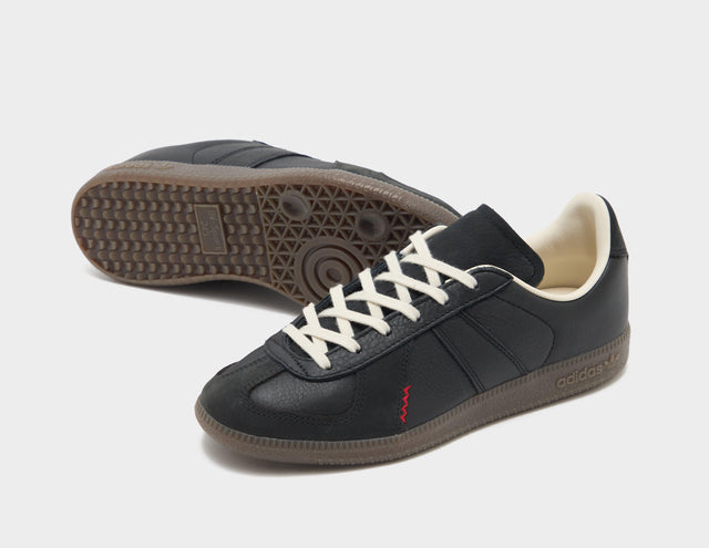 x Hartcopy BW Army Women's