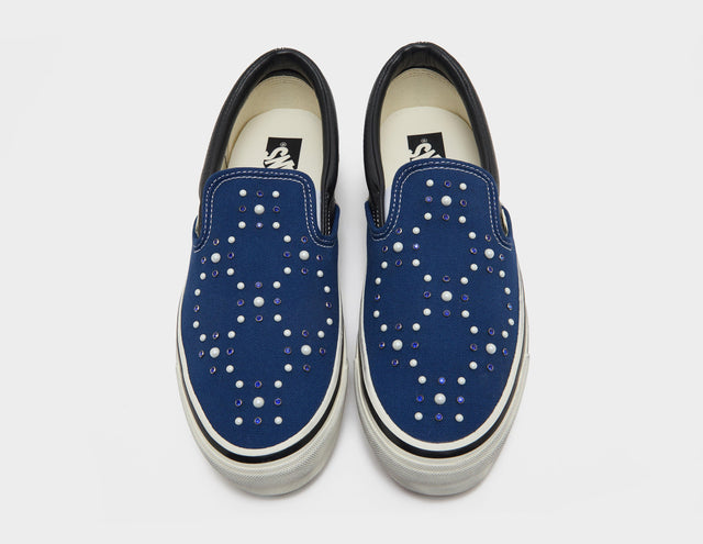 Premium Slip On