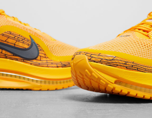 Pegasus Premium 'Mayfly' - Men's Footwear