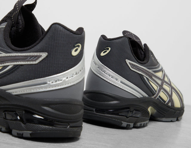 UB11 - S GEL - DS TRAINER 14 - Men's Footwear