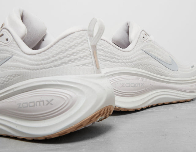 Vomero Plus - Men's Footwear