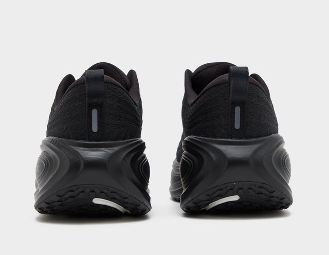 Vomero Plus - Men's Footwear