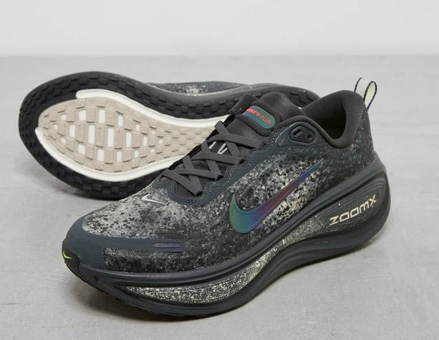 Vomero Plus NA22 - Men's Footwear