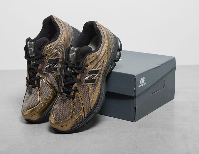 1906R - Men's Footwear