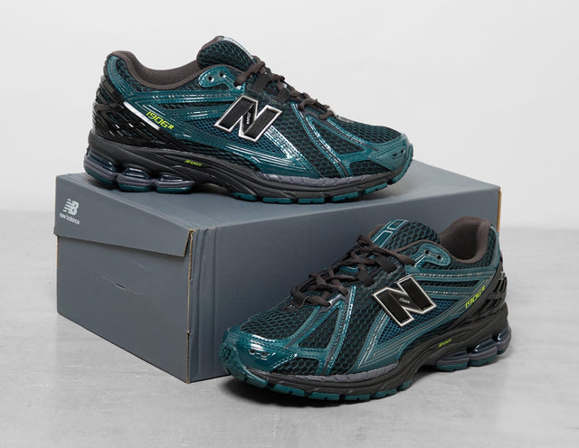 1906R - Men's Footwear