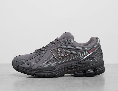 1906R - Men's Footwear