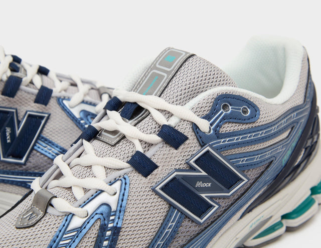 1906R - Men's Footwear