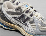 1906U Women's - Women's Footwear