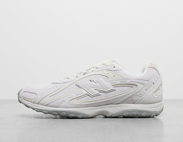 204L - Men's Footwear