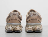 9060 - Men's Footwear