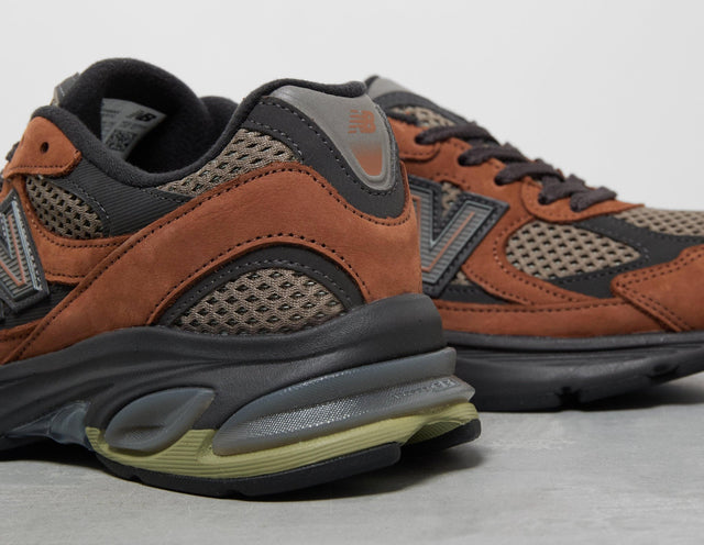 ABZORB 2010 Women's - Women's Footwear