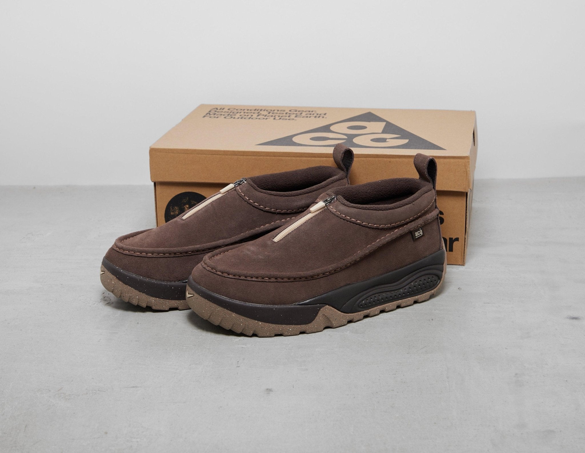 brown Nike ACG Izy | Footpatrol