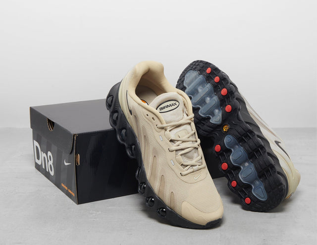 Air Max Dn8 - Men's Footwear