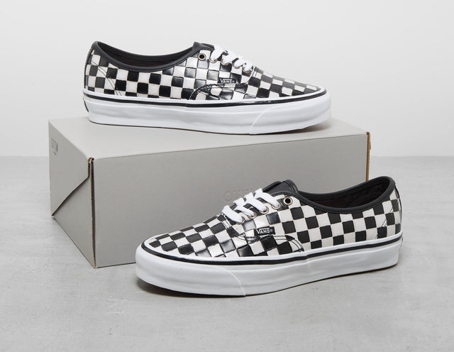 Authentic Vibram - Men's Footwear