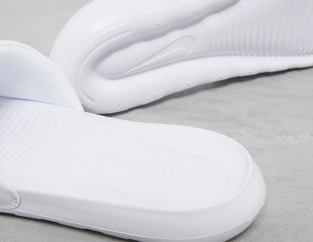 VICTORI ONE WHT/BLK