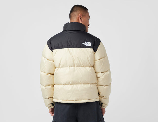 NUPTSE GRAVEL LT GRY