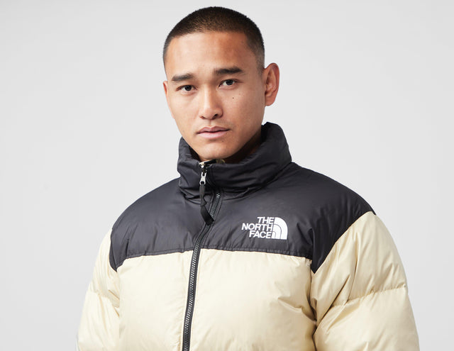 NUPTSE GRAVEL LT GRY