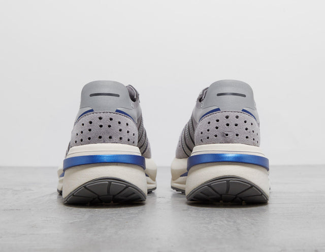 Esiod Women's