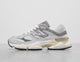 9060 GRY/WHT