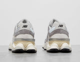 9060 GRY/WHT
