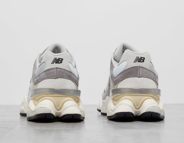 9060 GRY/WHT