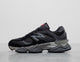 9060 BLK/WHT