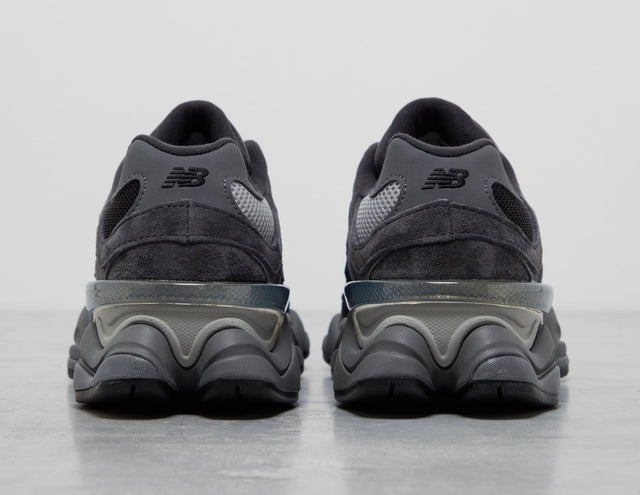 9060 BLK/WHT