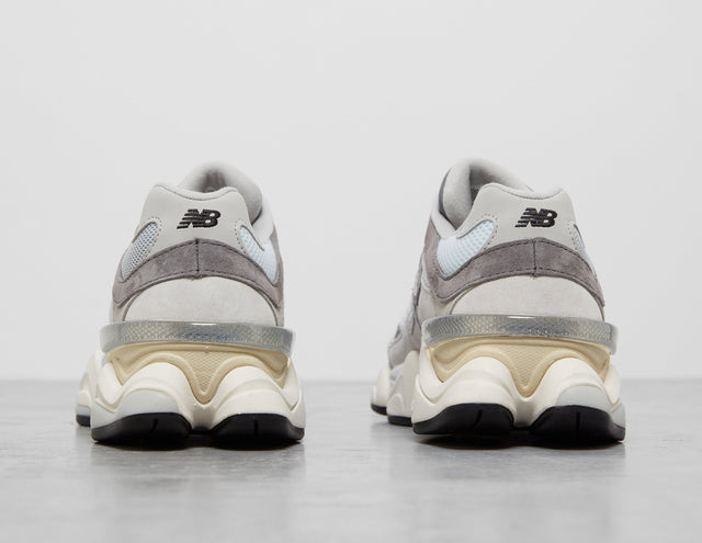 9060 GRY/WHT