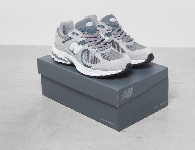 2002 GRY/GRY/WHT