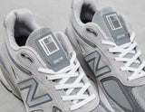 MIUS 990 V4 GRY/WHT