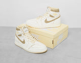 AJ 1 R HI CR AF SAI/VAN