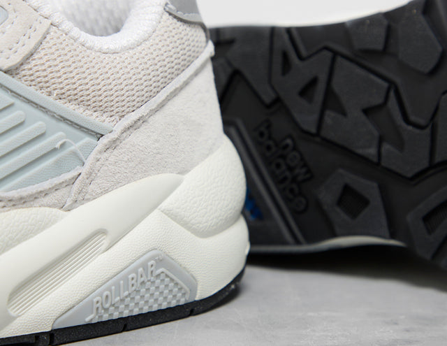 580 WHT/NVY/WHT