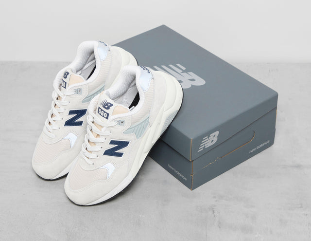 580 WHT/NVY/WHT